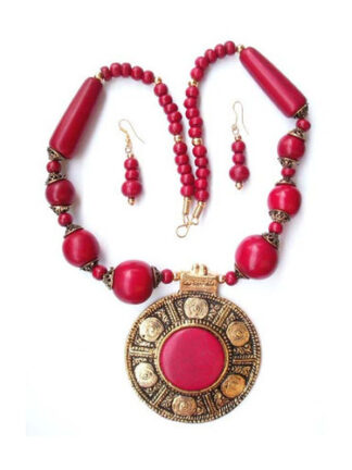 Wooden Beaded Necklace Set