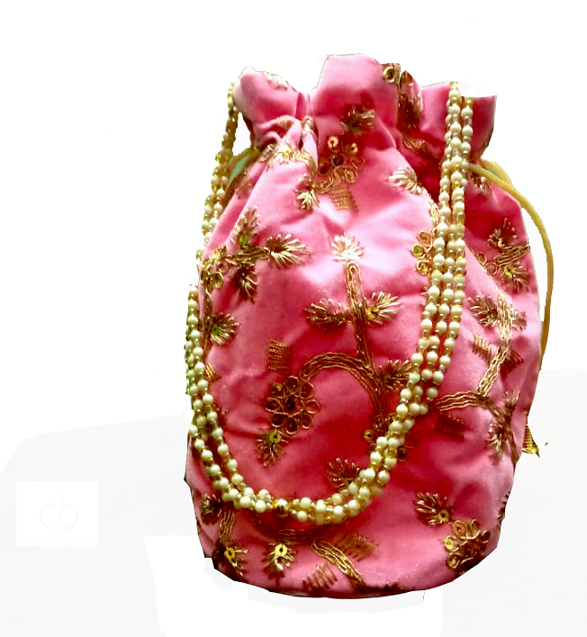 How to make perfect beaded bag || मोती का पर्स || મોતી ક પુરસએ ||coin purse  ||step by step tutorial - YouTube